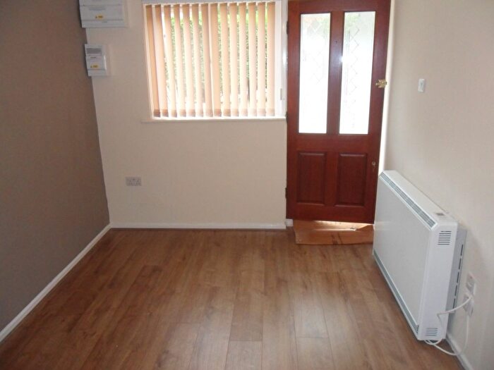 1 Bedroom Semi-Detached House To Rent In Lees Street, Birmingham, B18