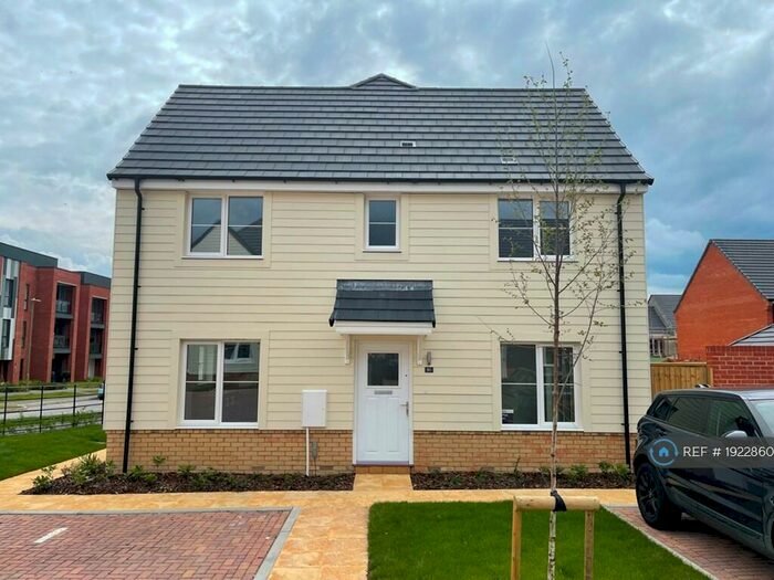 3 Bedroom Semi-Detached House To Rent In Angora Road, Andover, SP11