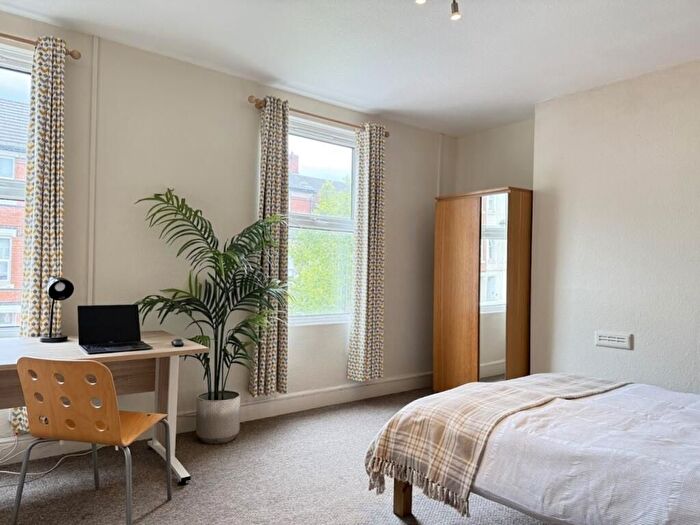 4 Bedroom Semi Detached House To Rent In Noel Street, Nottingham, NG7