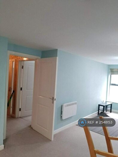 2 Bedroom Flat To Rent In Harding House, Swindon, SN1