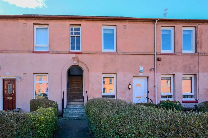 2 Bedroom Flat To Rent In Stenhouse Avenue, Edinburgh, EH11