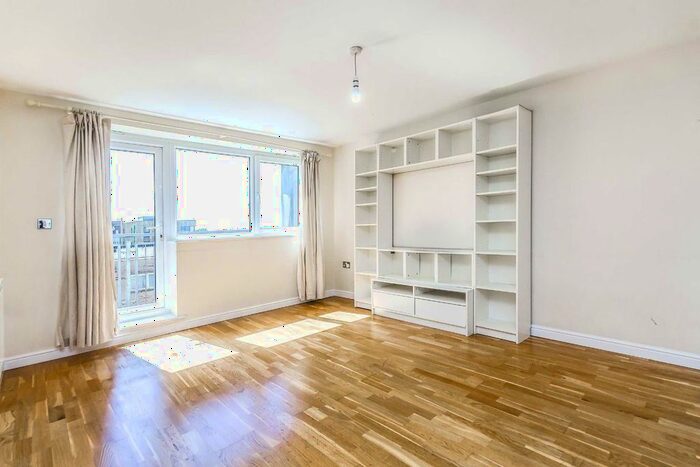 2 Bedroom Flat To Rent In Singapore Road, London, W13