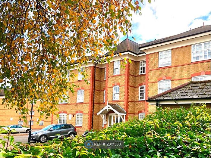 1 Bedroom Flat To Rent In Sylvan House, London, N21