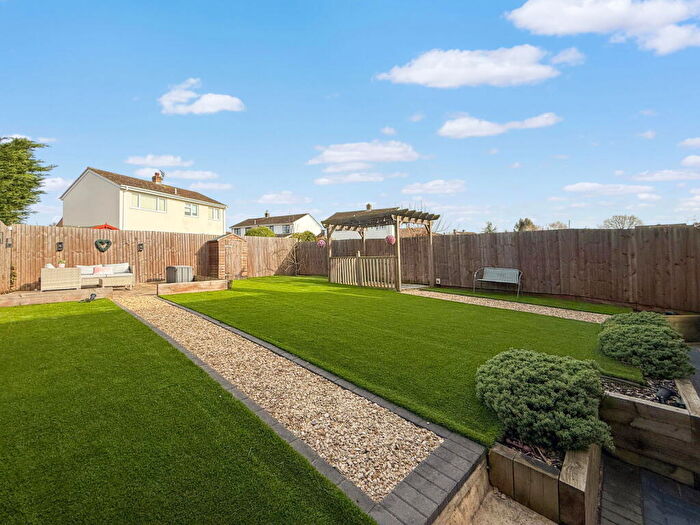 5 Bedroom Detached House For Sale In Ash Drive, North Bradley, Trowbridge, BA14