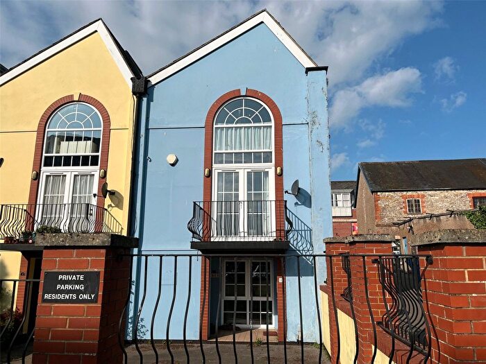 2 Bedroom End Of Terrace House To Rent In Stringfellow Mews, Holyrood Street, Chard, Somerset, TA20