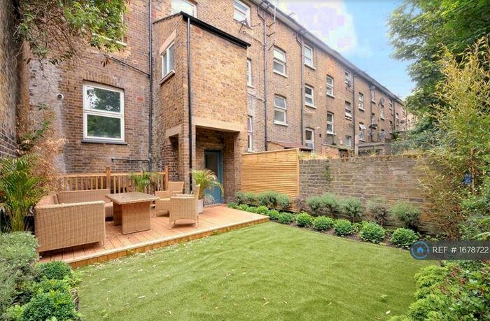 2 Bedroom Terraced House To Rent In Camberwell New Road, London, SE5