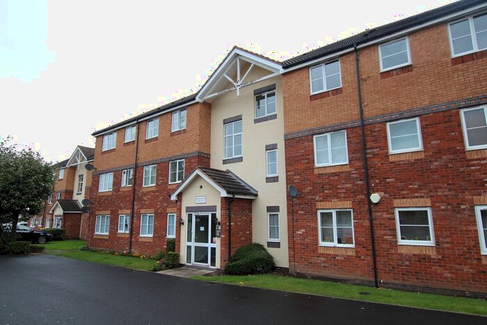 2 Bedroom Flat To Rent In Warwick Road, New Oscott, Sutton Coldfield, B73