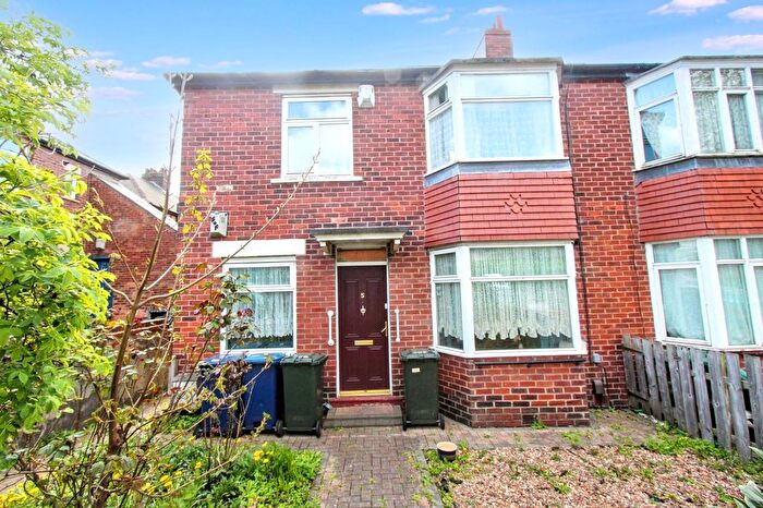 5 Bedroom Flat For Sale In St. James Crescent, Newcastle Upon Tyne, NE15