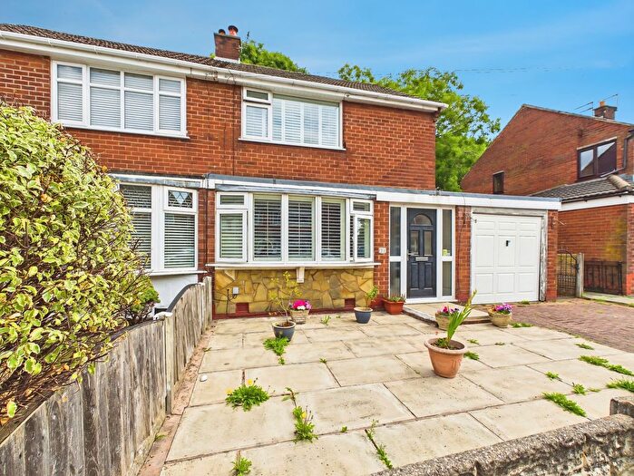 3 Bedroom Semi-Detached House For Sale In Annesley Crescent, Wigan, WN3