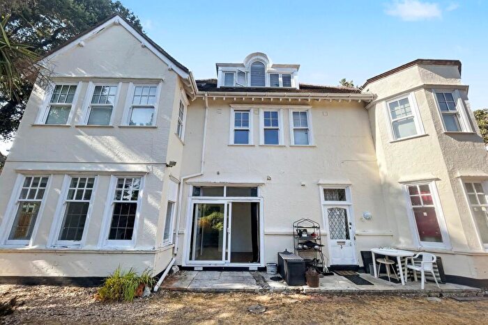 1 Bedroom Flat For Sale In Meyrick Park, BH2