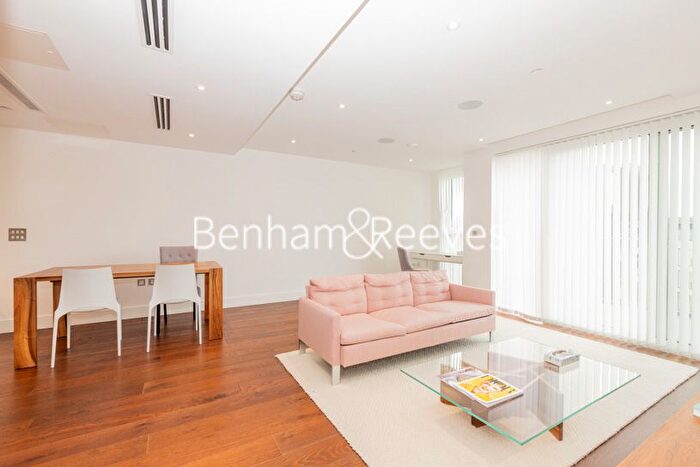 1 Bedroom Flat To Rent In Westbourne Apartments, Central Avenue, SW6