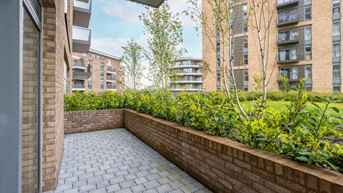 1 Bedroom Flat For Sale In Flagstaff Road, Reading, RG2