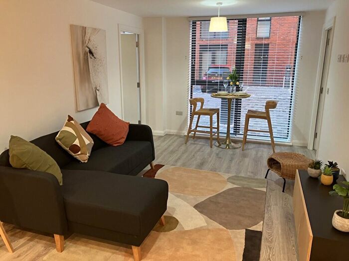 2 Bedroom Apartment To Rent In Parkview, Darwin Street, B12