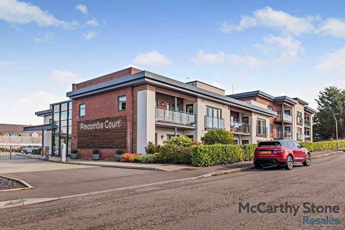2 Bedroom Flat For Sale In Pincombe Court, Buckingham Close, Exmouth, EX8