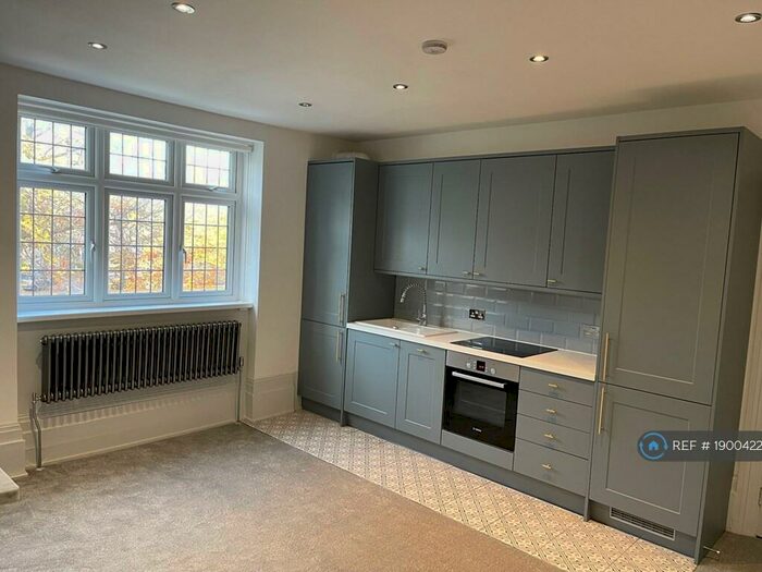 2 Bedroom Flat To Rent In Rockbourne Road, London, SE23