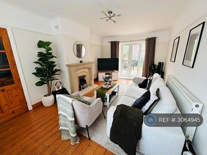 3 Bedroom Semi Detached House To Rent In Margaret Avenue, Bootle, L20