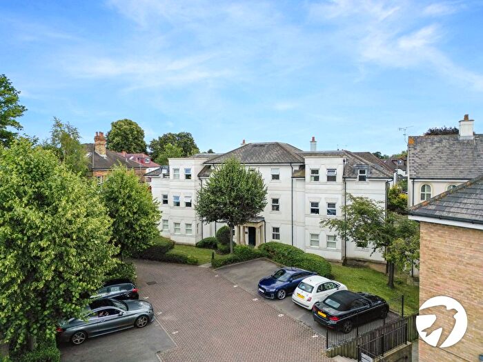 2 Bedroom Flat For Sale In Upper Park Road, Bromley, BR1