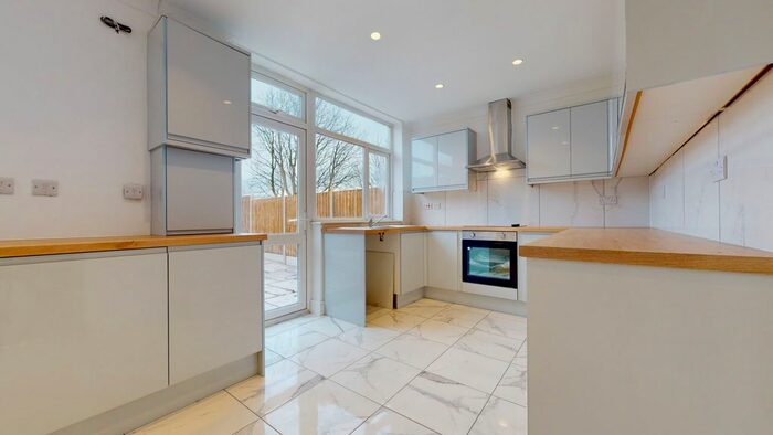 3 Bedroom Terraced House To Rent In Turner Road, Edgware, Greater London, HA8