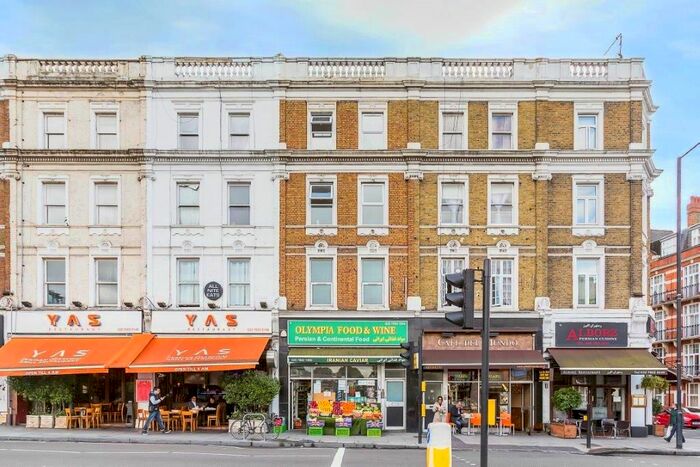 2 Bedroom Flat To Rent In Hammersmith Road, Kensington Olympia, W14