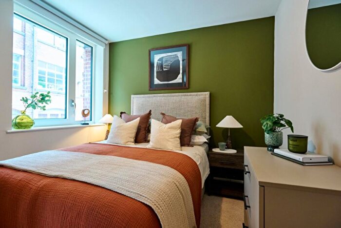 2 Bedroom Apartment To Rent In The Tilt Works, Sheffield Sheffield, S3