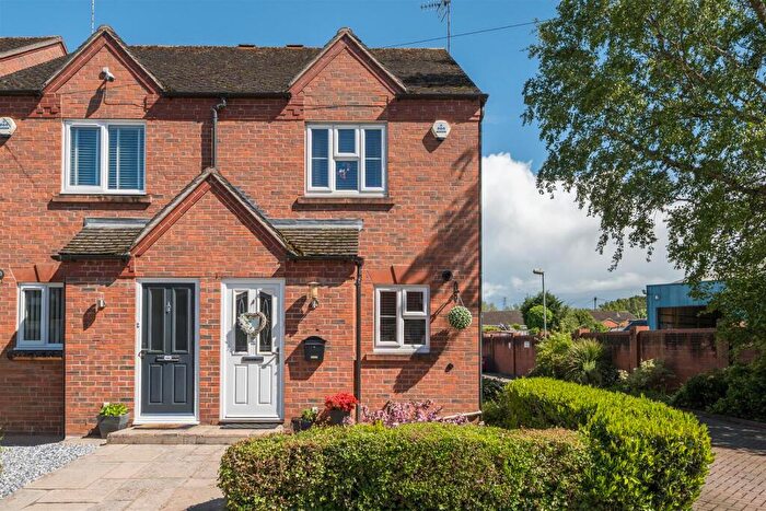 2 Bedroom Semi-Detached House For Sale In Baldwin Road, Stourport-On-Severn, DY13