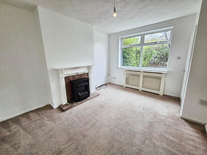 2 Bedroom Semi-Detached House To Rent In Manor Oaks Place, Sheffield, S2