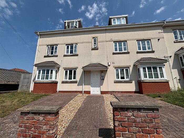 2 Bedroom Flat To Rent In King Johns Road, Bristol, BS15