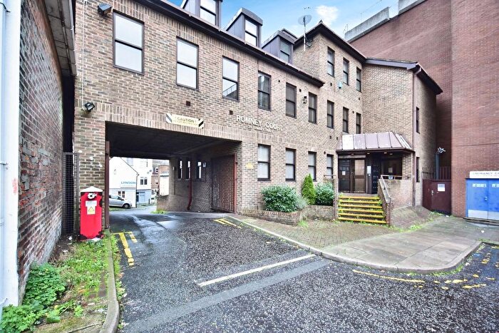 2 Bedroom Flat For Sale In Romney Place, Maidstone, Kent, ME15