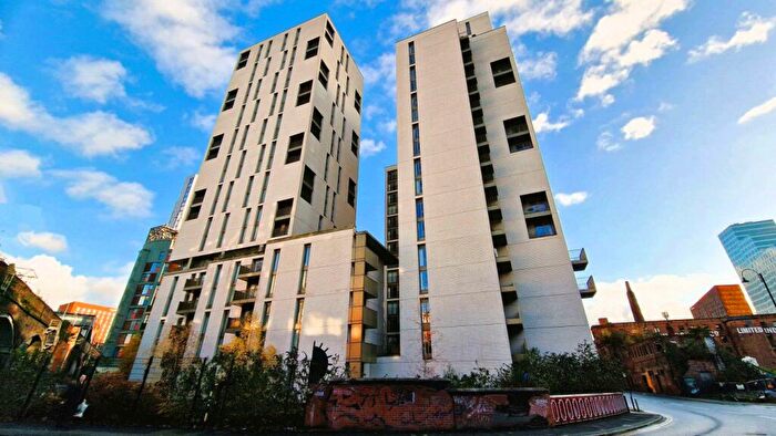 2 Bedroom Apartment To Rent In The Assembly - Cambridge St, M1