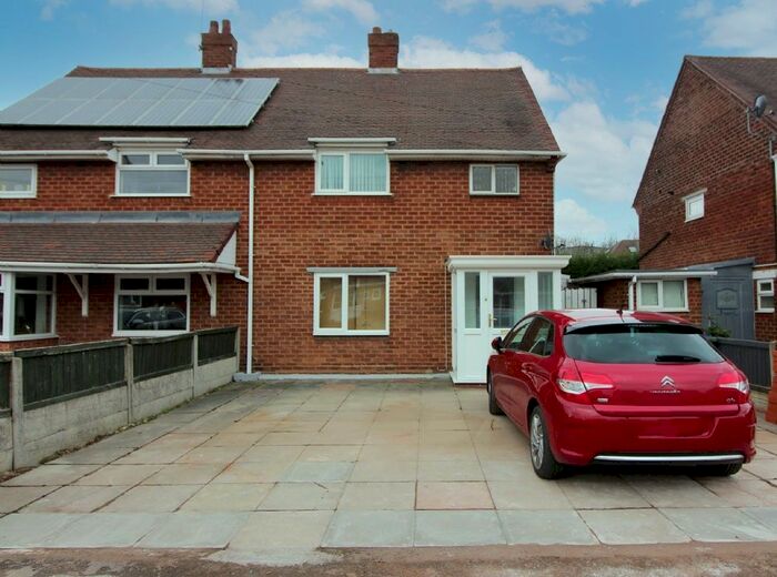 2 Bedroom Semi-Detached House To Rent In Alder Road, Wednesbury WS10