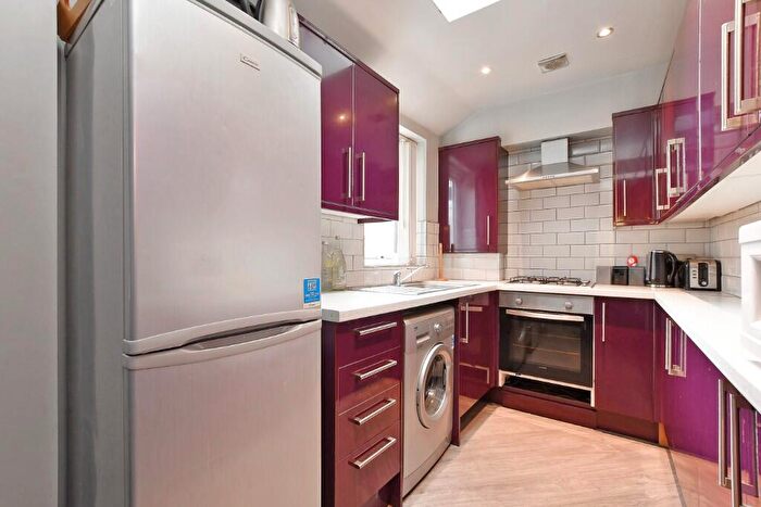 4 Bedroom Terraced House To Rent In South View Road, Sheffield, - Availble To Groups Of Students Or Professionals, S7