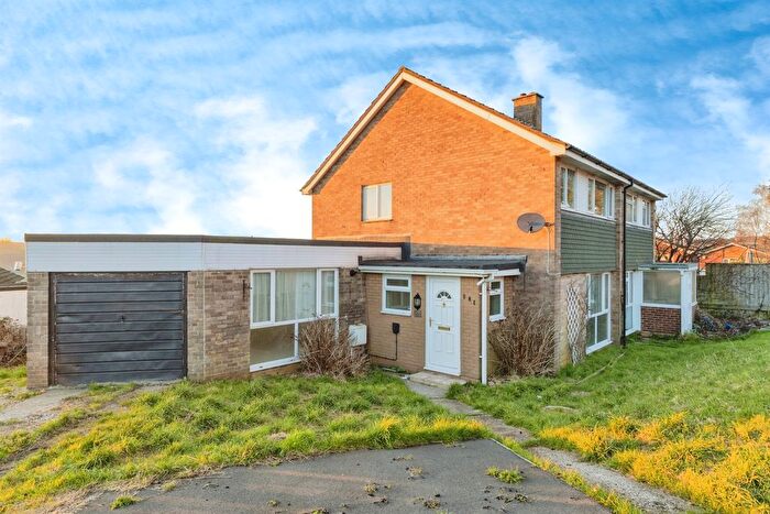 3 Bedroom Semi-Detached House For Sale In Bushmead Avenue, Kingskerswell, Newton Abbot, TQ12