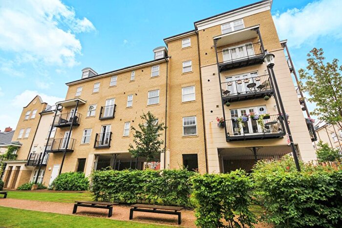 1 Bedroom Flat To Rent In Renwick Drive, Bromley, BR2