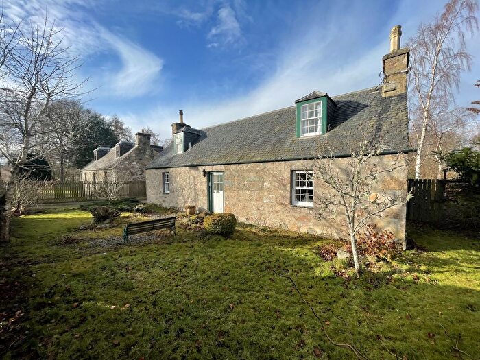 4 Bedroom Detached House For Sale In Glenferness, Glenferness, Nairn, Nairnshire, IV12