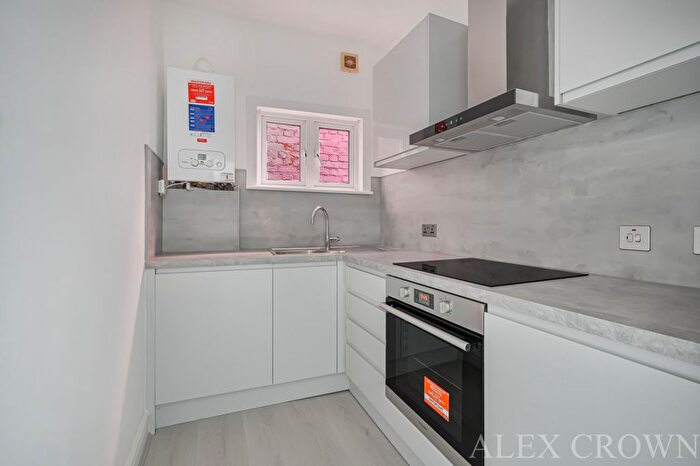 1 Bedroom Flat To Rent In Woodlands Park Road, Harringay, N15