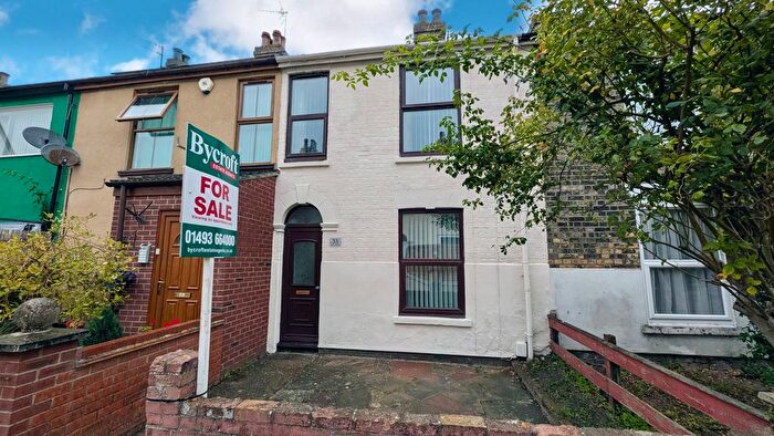3 Bedroom End Terrace House For Sale In Olive Road, Cobholm, NR31