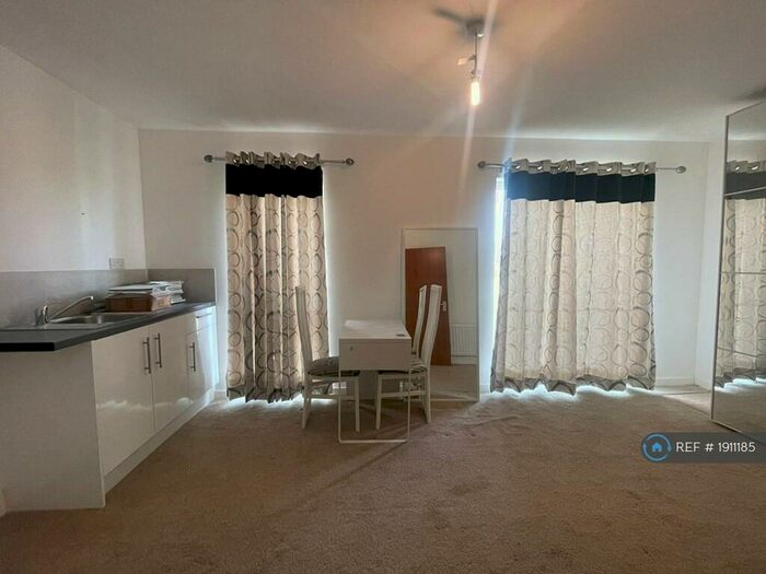 Studio To Rent In Chilworth Place, Barking, IG11