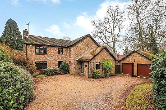 4 Bedroom Detached House For Sale In Church Lane, Awbridge, Romsey, Hampshire, SO51