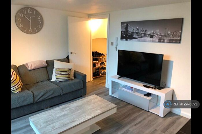 1 Bedroom Flat To Rent In Westgate, Burnley, BB11
