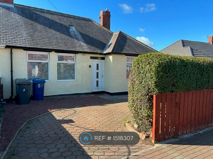 3 Bedroom Bungalow To Rent In Hawthorne Avenue, South Shields, NE34