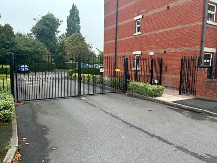 2 Bedroom Apartment To Rent In , Parrs Road, M20