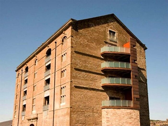 4 Bedroom Flat To Rent In The Penthouse, Camperdown Street, Dundee, DD1