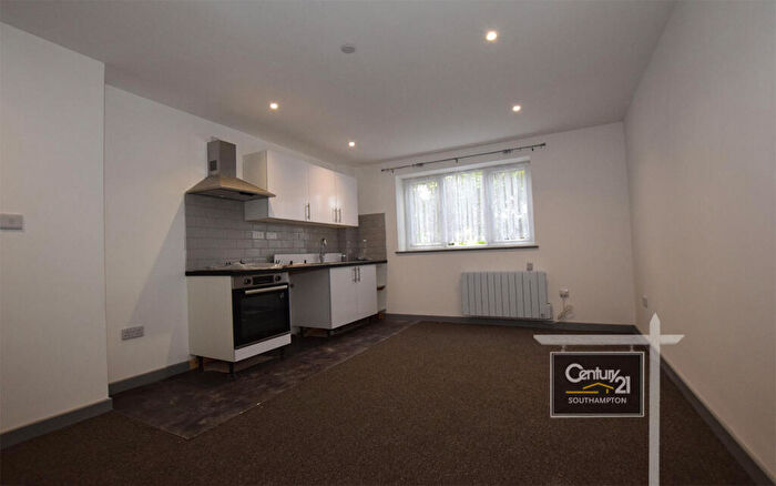 1 Bedroom Flat To Rent In |Ref: |, Clifton Road, Southampton, SO15
