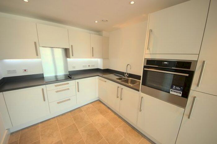 1 Bedroom Flat To Rent In Austen House, Guildford, GU1