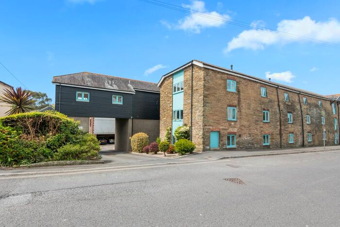 2 Bedroom Flat To Rent In Ebrington Street, Kingsbridge, TQ7