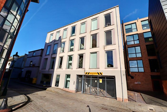 2 Bedroom Flat For Sale In Museum Court, Lincoln, LN2