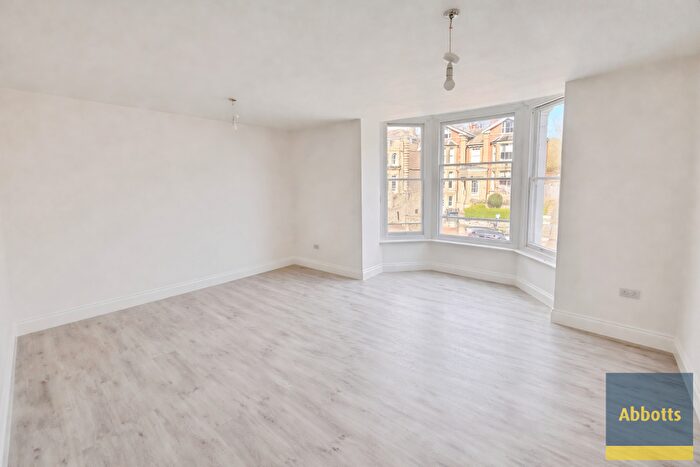 2 Bedroom Flat To Rent In Fonnereau Road, Ipswich, IP1