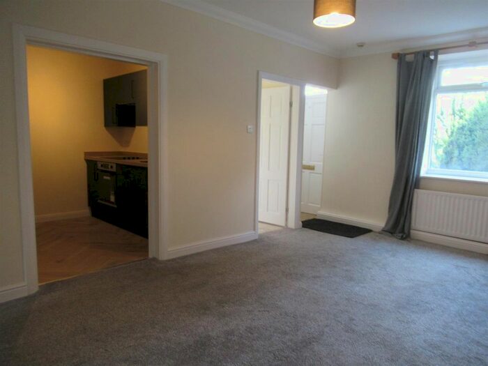 2 Bedroom Flat To Rent In Claremont Street, Oulton, Leeds, LS26