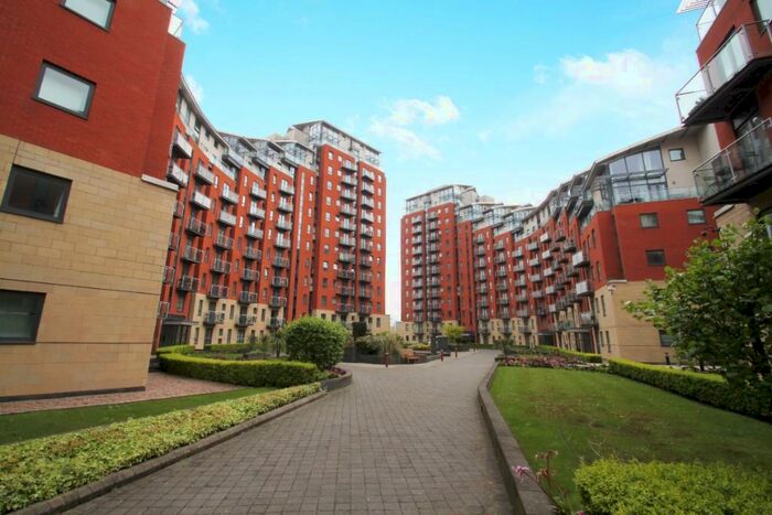 1 Bedroom Flat To Rent In Gotts Road, Leeds, West Yorkshire, LS12