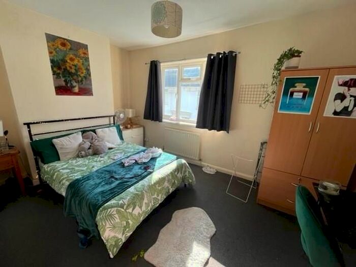 4 Bedroom Terraced House To Rent In St. Pauls Street, Brighton, BN2